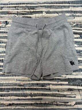 * | YoungLA | shorts. Size L.